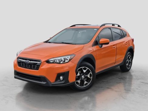 Used 2018 Subaru Crosstrek 2.0i Premium w/ Moonroof Package AWD/4WD image 1