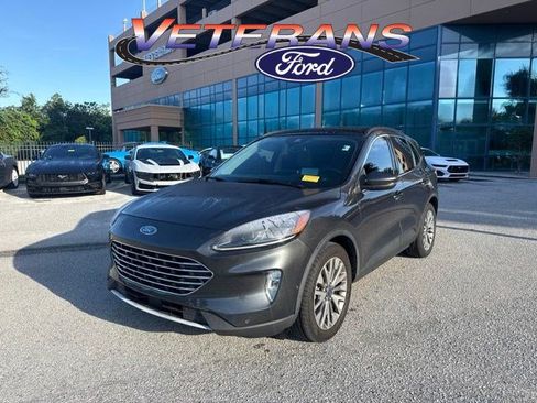 Used 2020 Ford Escape Titanium w/ Titanium Premium Package 2.0 AWD/4WD image 1