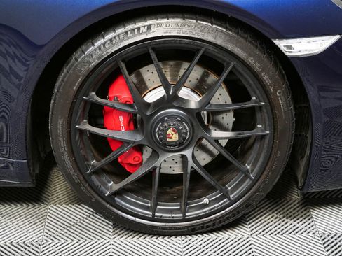 Certified 2018 Porsche 911 Carrera GTS RWD image 35