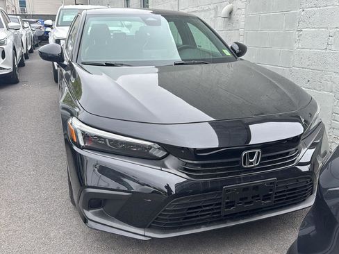 Used 2024 Honda Civic Sport image 9