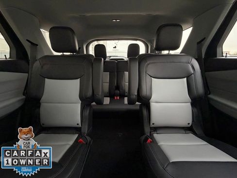 Used 2023 Ford Explorer XLT w/ Equipment Group 202A image 22