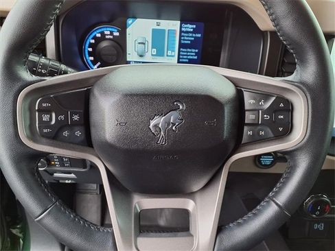 Certified 2022 Ford Bronco Wildtrak image 12