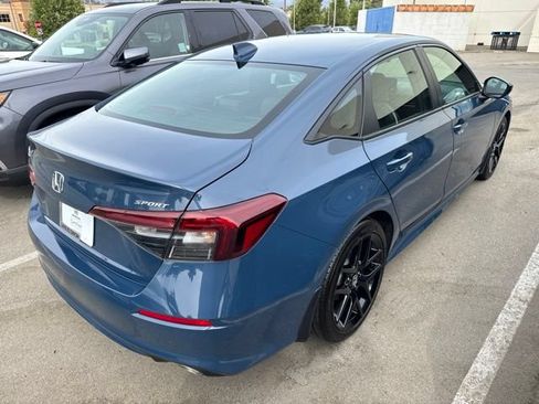 Certified 2025 Honda Civic Sport image 4