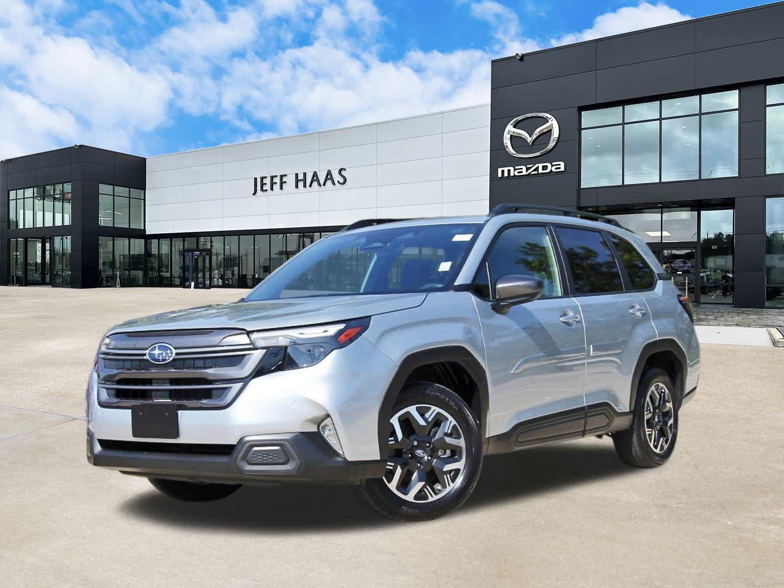 Used 2025 Subaru Forester Premium w/ Convenience Package #1 AWD/4WD image 1