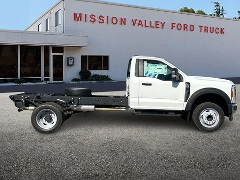 New 2026 Ford F450 XL w/ XL Chrome Package image 3