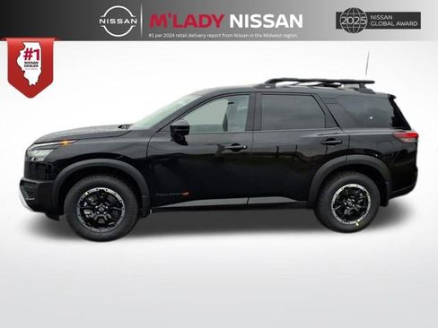 New 2025 Nissan Pathfinder Rock Creek image 4