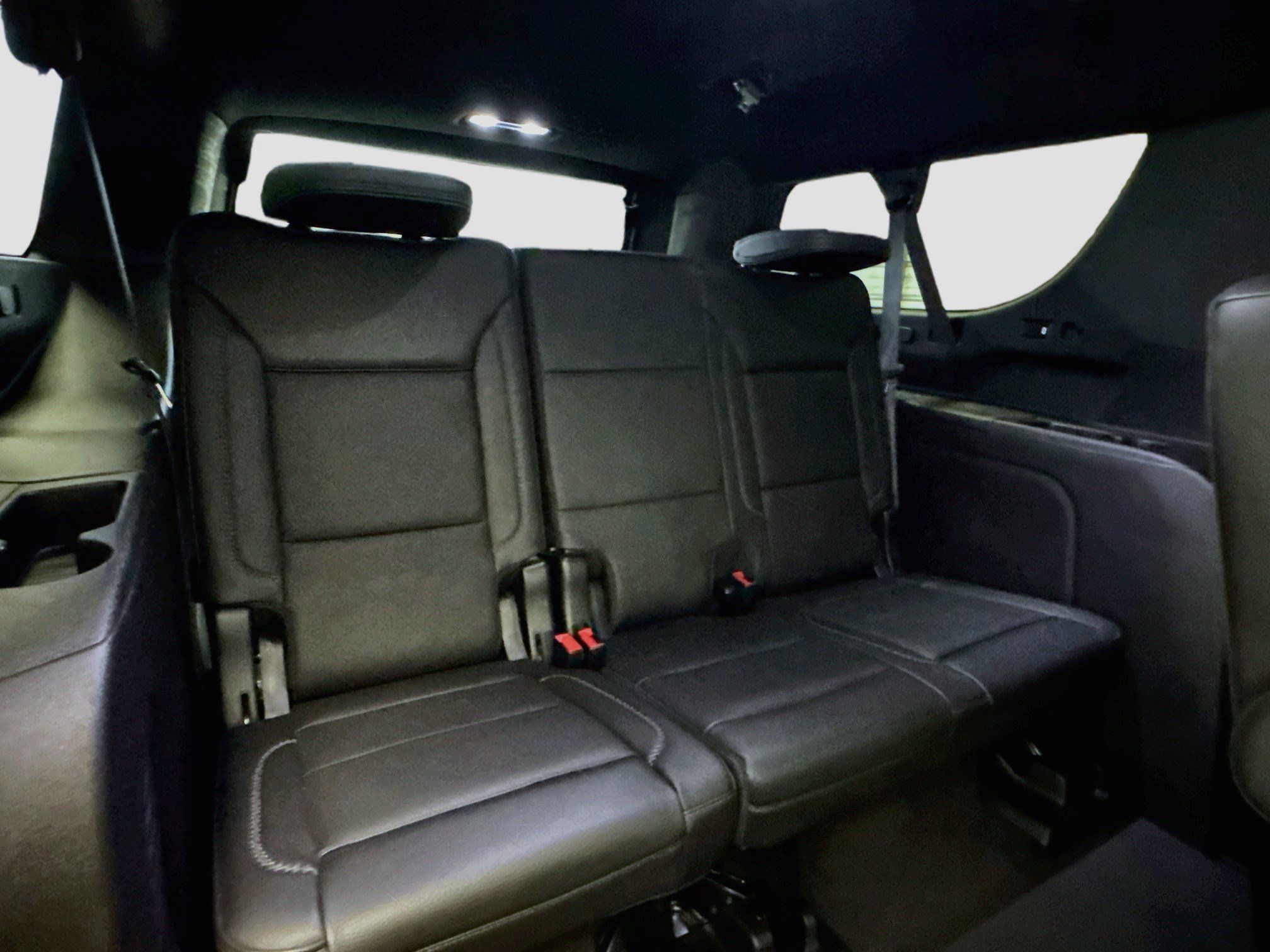 Used 2023 GMC Yukon XL Denali RWD image 18