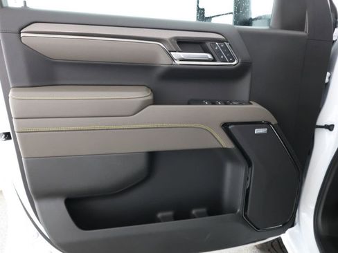 Used 2024 Chevrolet Silverado 1500 ZR2 w/ ZR2 Bison Edition image 8