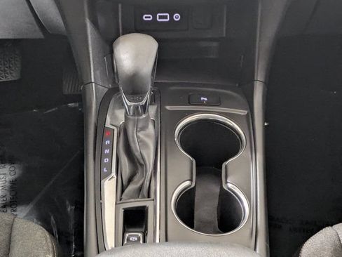 Used 2023 Chevrolet Equinox LT w/ LPO, Floor Liner Package AWD/4WD image 19