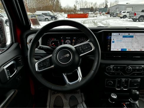 Used 2024 Jeep Wrangler Sahara w/ Dual Top Group image 14