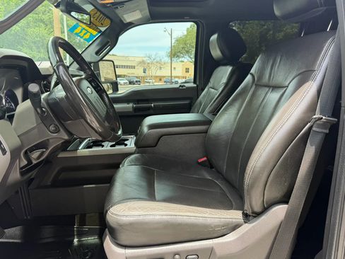 Used 2013 Ford F350 Lariat w/ Lariat Ultimate Pkg AWD/4WD image 9