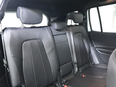 Used 2023 Mercedes-Benz GLB 250 4MATIC image 35