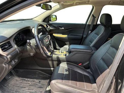 Used 2019 GMC Acadia Denali w/ Technology Package AWD/4WD image 11