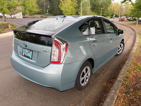 Used 2015 Toyota Prius Two image 4