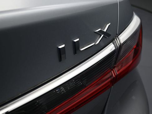 Used 2019 Acura ILX image 38