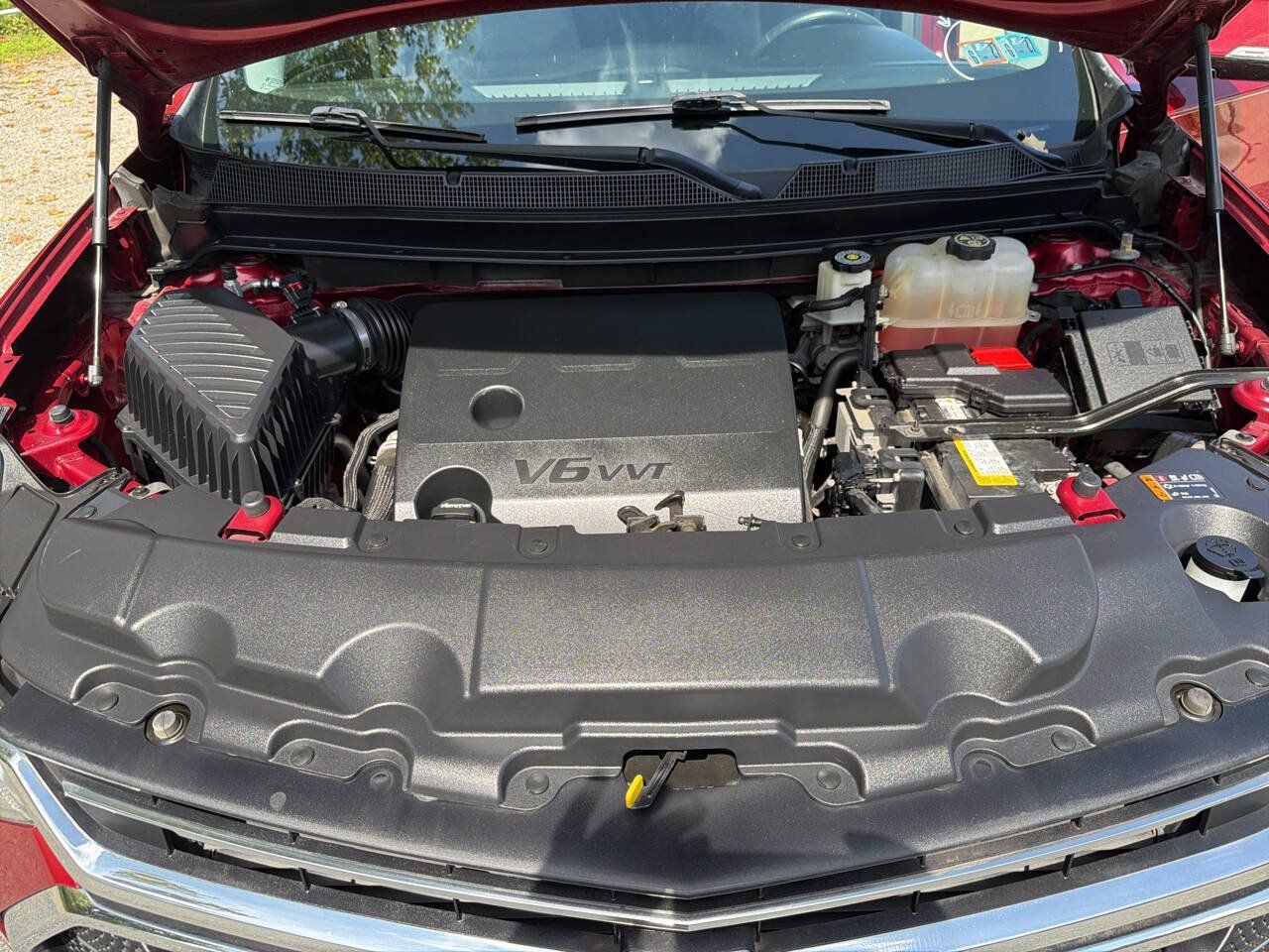 Used 2018 Chevrolet Traverse LT w/ LPO, Floor Liner Package AWD/4WD image 42