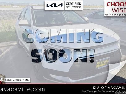 Used 2024 Kia Niro EX w/ EX Cold Weather Package