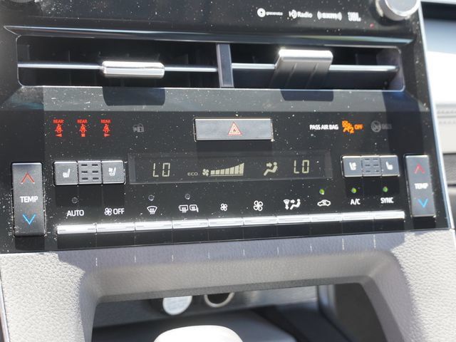 Used 2020 Toyota Avalon Limited w/ Advanced Safety Package FWD image 25