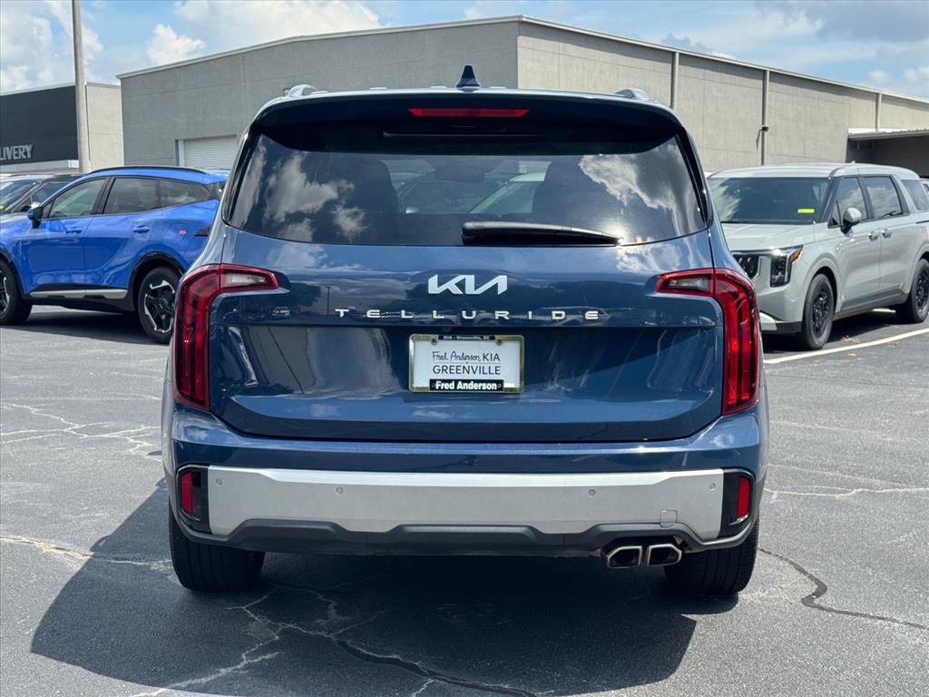 Certified 2024 Kia Telluride S w/ S Sunroof Package FWD image 4