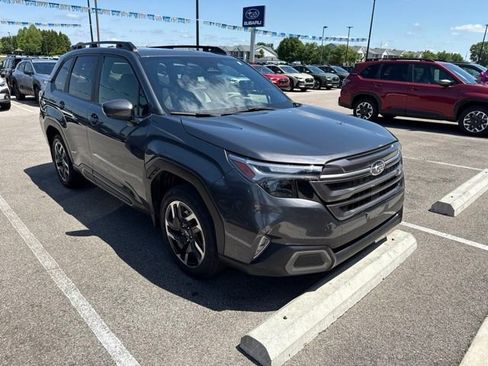 Used 2025 Subaru Forester Limited w/ Popular Package #2 AWD/4WD image 3