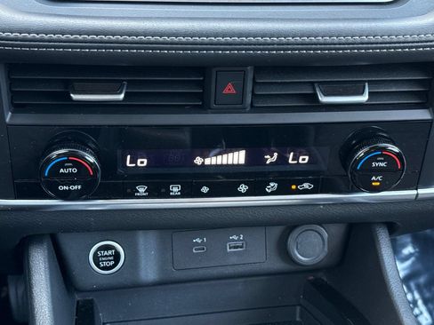 Certified 2023 Nissan Rogue SV AWD/4WD image 27