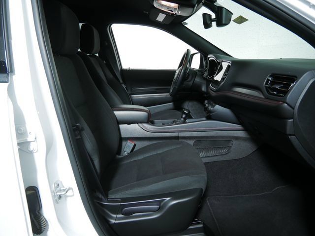 Used 2025 Dodge Durango GT AWD/4WD image 13
