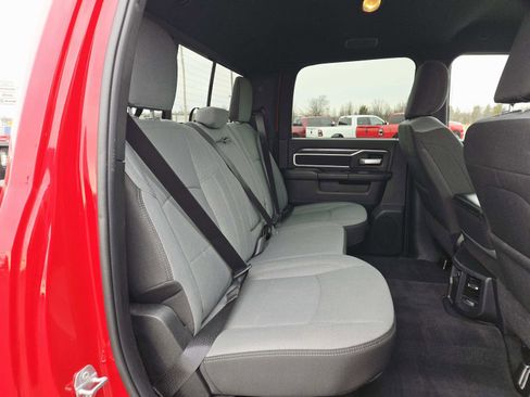 Used 2024 RAM 2500 Big Horn w/ Safety Group image 15