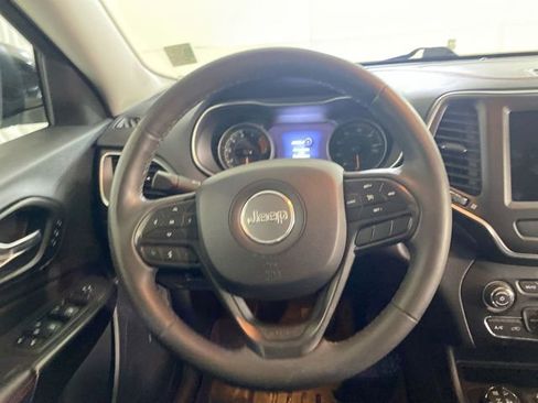 Used 2022 Jeep Cherokee Trailhawk w/ Sun, Sound & Nav Group image 34