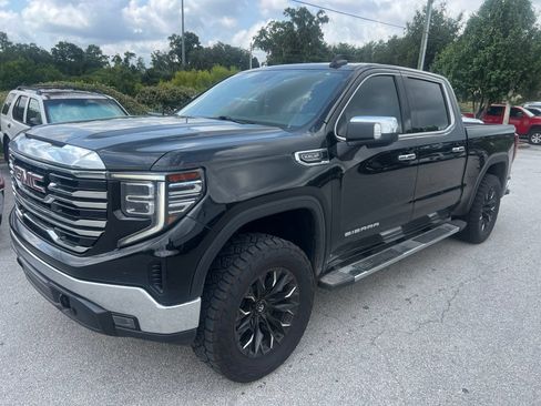 Used 2024 GMC Sierra 1500 SLT RWD image 1