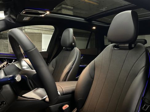 New 2026 Mercedes-Benz EQE 320 4MATIC SUV image 20