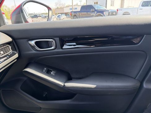 Used 2024 Honda Civic Sport Touring image 28