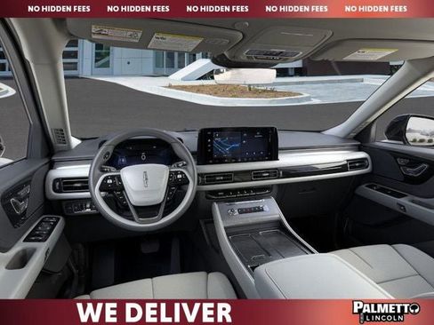 New 2026 Lincoln Aviator Premiere image 9