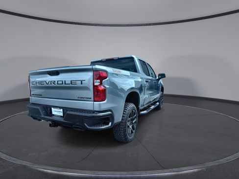 New 2026 Chevrolet Silverado 1500 Custom Trail Boss w/ LPO, Dark Essentials Package AWD/4WD image 7