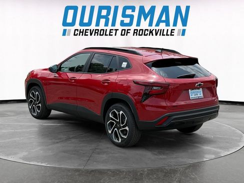 New 2026 Chevrolet Trax RS w/ Sunroof Package FWD image 4
