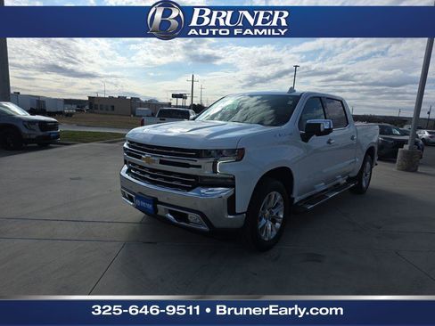 Used 2022 Chevrolet Silverado 1500 LTZ RWD image 1