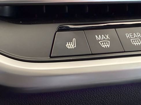 Used 2023 BMW X5 sDrive40i w/ Premium Package image 39