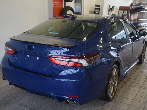 Used 2024 Toyota Camry SE w/ Convenience Package image 13