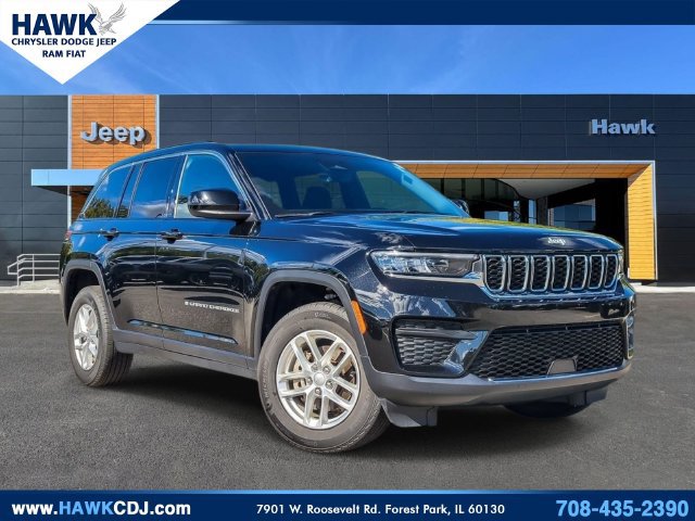 Certified 2025 Jeep Grand Cherokee Laredo X w/ Luxury Tech Group I AWD/4WD image 1