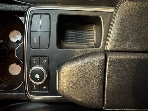 Used 2013 Mercedes-Benz GL 450 4MATIC image 18