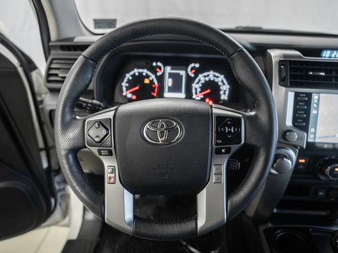 Used 2023 Toyota 4Runner SR5 Premium w/ Moonroof Package RWD image 28