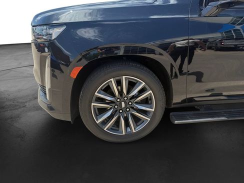 Used 2022 Cadillac Escalade Sport Platinum AWD/4WD image 9