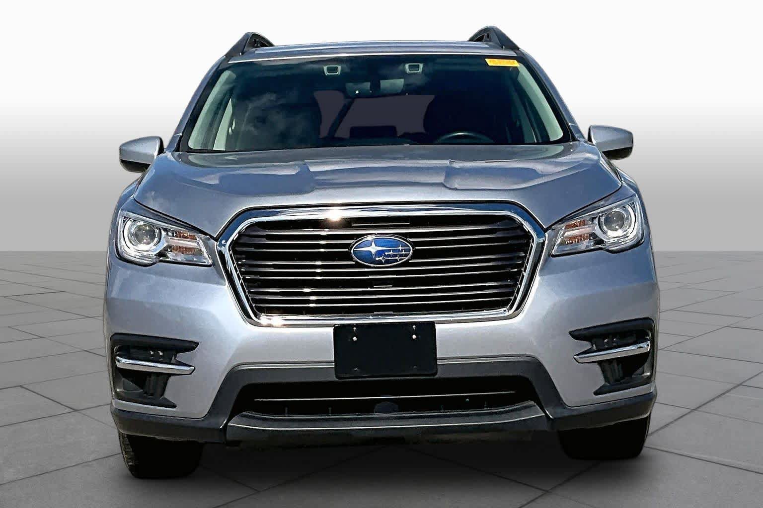 Used 2022 Subaru Ascent Premium w/ Convenience Package AWD/4WD image 4