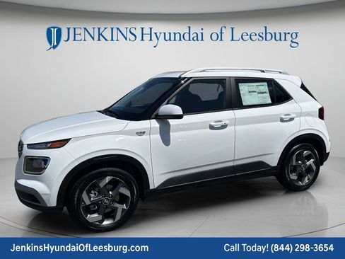 New 2026 Hyundai Venue SEL FWD image 11
