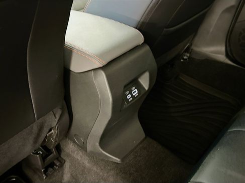 Used 2024 Subaru Crosstrek 2.5i Limited w/ Crosstrek Mirror Package image 27