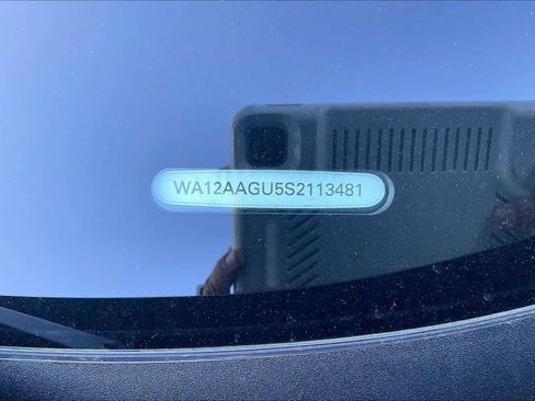 New 2025 Audi Q5 Premium Plus image 19