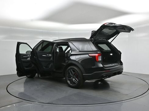 New 2026 Ford Explorer ST AWD/4WD image 34