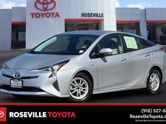 Used 2017 Toyota Prius Two w/ Prius Two Safety Plus Package video 1
