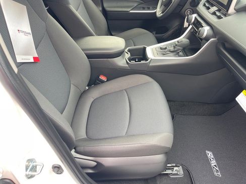 New 2025 Toyota RAV4 LE image 17