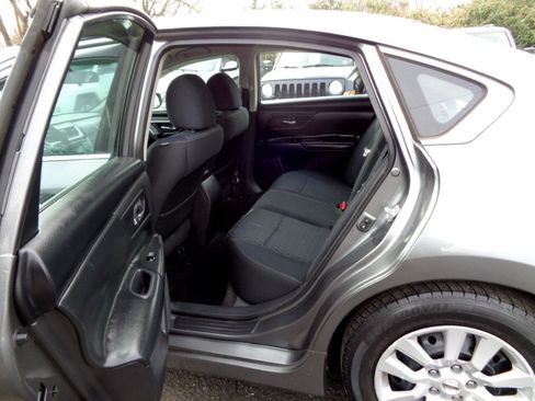 Used 2016 Nissan Altima 2.5 S w/ Power Driver Seat Package image 14