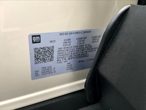 New 2026 Chevrolet Trax RS w/ Driver Confidence Package image 13